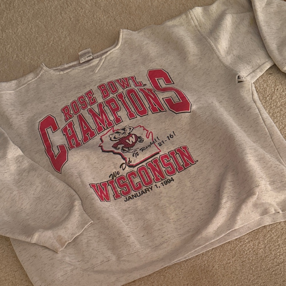 Wisconsin Rose Bowl Champions Women's Sweatshirt - Cream